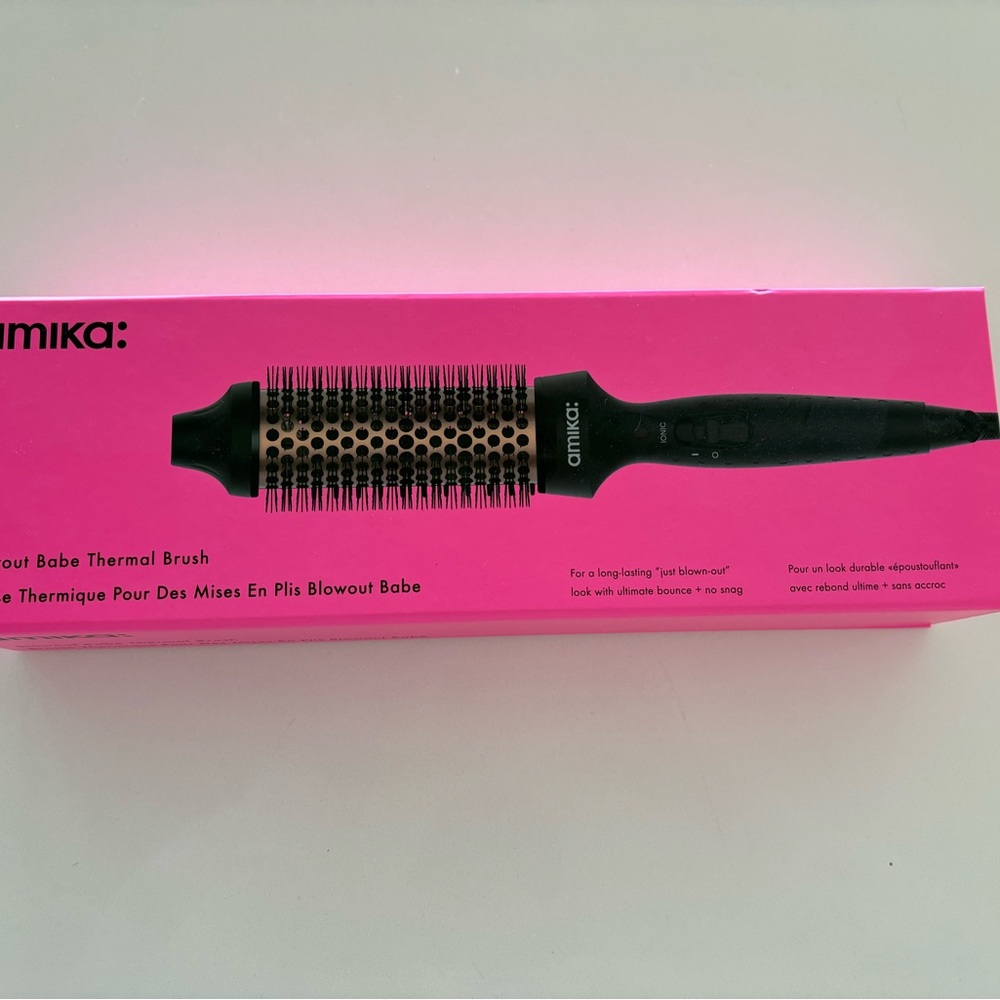 Amika Blowout Babe Thermal Brush